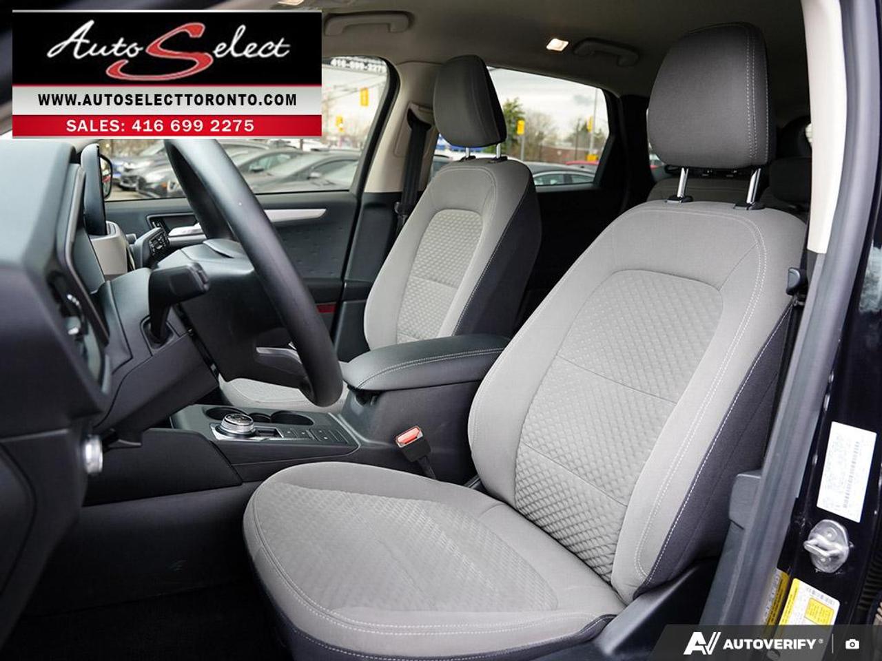 2020 Ford Escape SE AWD - Apple Carplay - Andoid Auto - Well Maintaine Photo