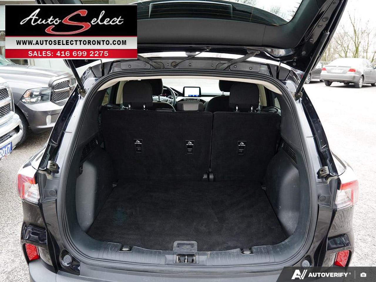 2020 Ford Escape SE AWD - Apple Carplay - Andoid Auto - Well Maintaine Photo