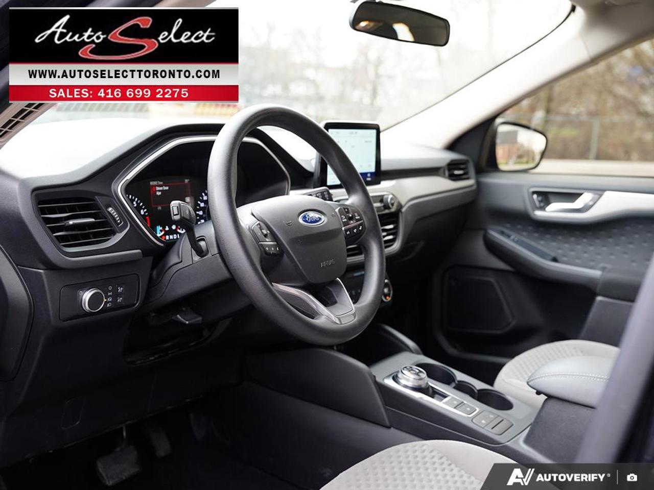 2020 Ford Escape SE AWD - Apple Carplay - Andoid Auto - Well Maintaine Photo