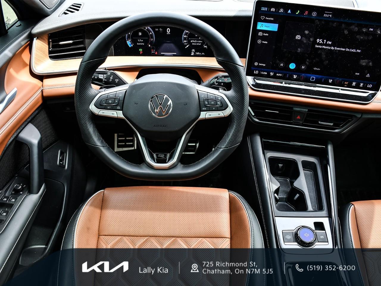 2026 Volkswagen Tiguan Highline Turbo R-Line 2026 Volkswagen Tiguan Highline 4MOTION | Stock #LK00724PB Photo