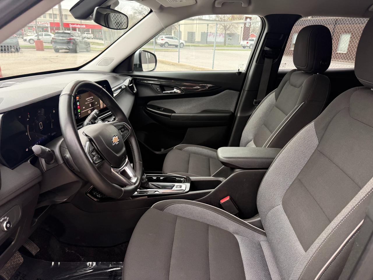 2024 Chevrolet TrailBlazer LT Wireless Apple CarPlay & Android Auto Photo