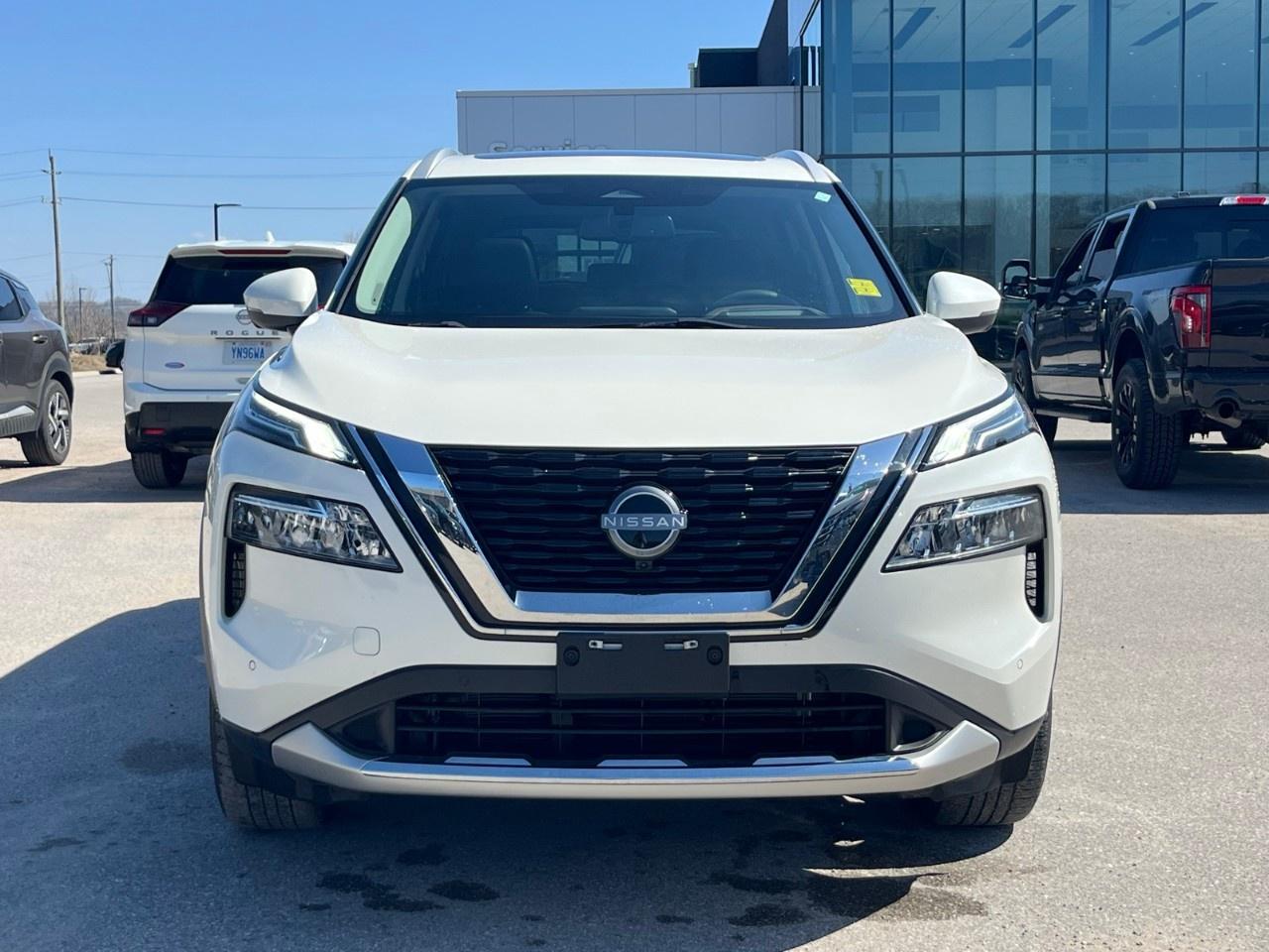 2023 Nissan Rogue AWD Platinum Photo