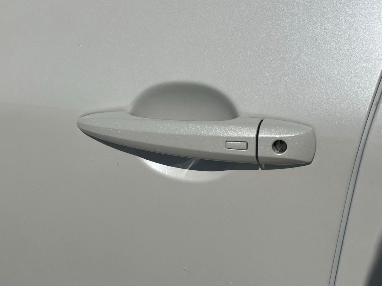 2023 Nissan Rogue AWD Platinum Photo