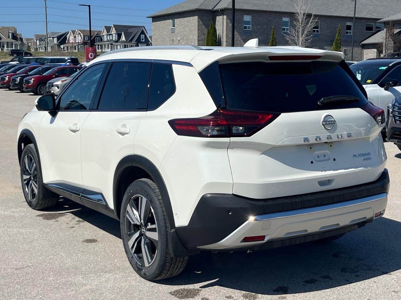 2023 Nissan Rogue AWD Platinum Photo