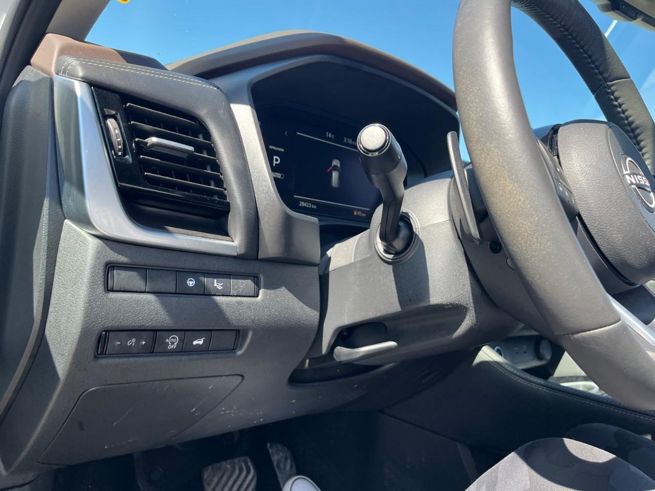 2023 Nissan Rogue AWD Platinum Photo