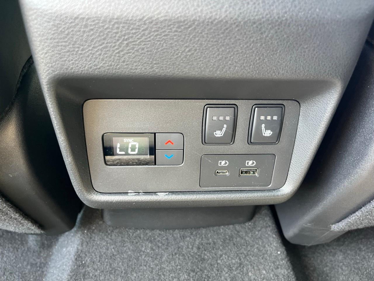 2023 Nissan Rogue AWD Platinum Photo