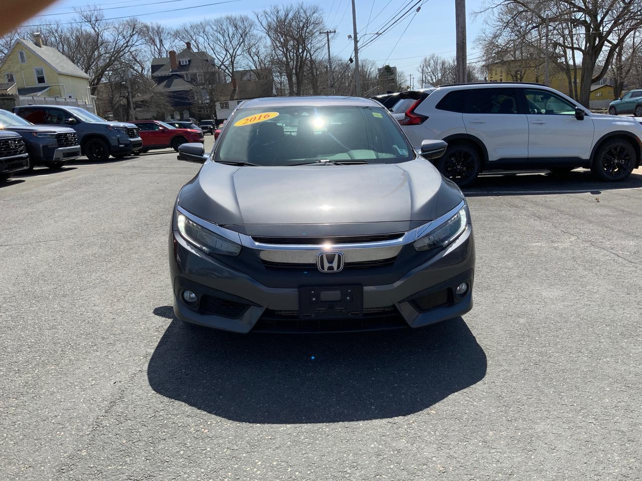 2016 Honda Civic Sedan Touring Photo