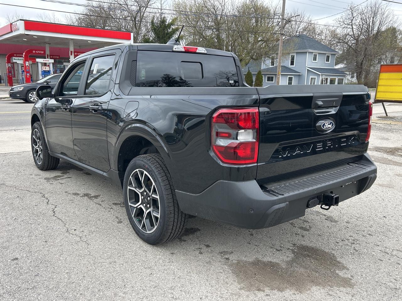 2026 Ford Maverick Lariat AWD SuperCrew Photo2