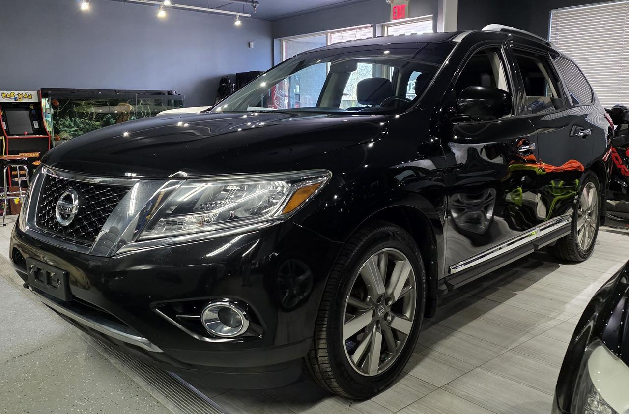 2015 Nissan Pathfinder Platinum Photo3