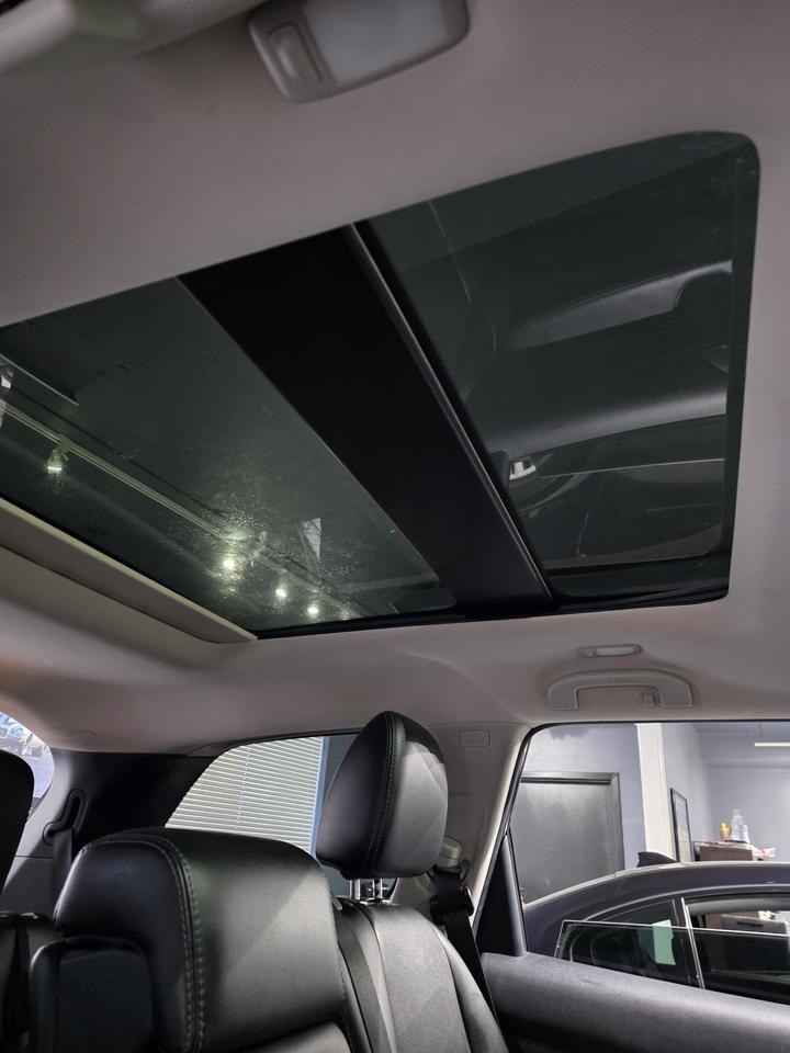 2015 Nissan Pathfinder Platinum Photo