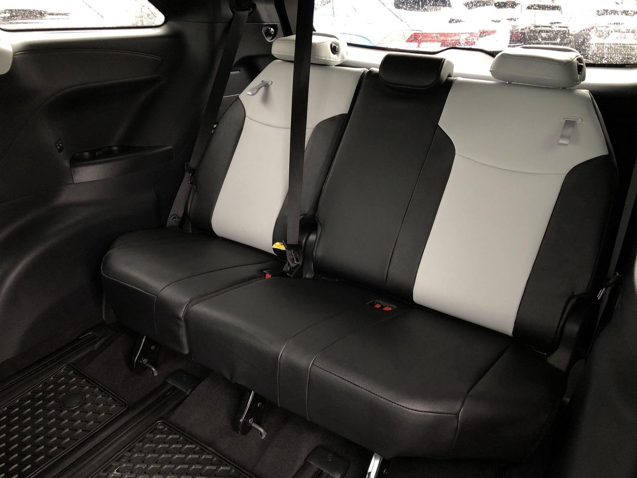 2025 Toyota Sienna XSE 7-Passenger XSE HYBRID!!  AWD, ROOF, HTD. SEAT Photo