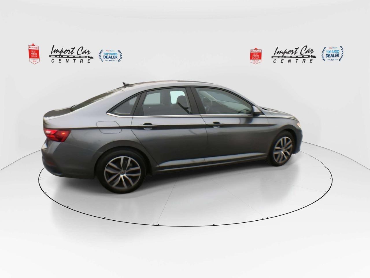 2025 Volkswagen Jetta Comfortline COMFORTLINE, LEATHERETTE, ROOF, HTD. SEATS, BLIS, BK. CAM, ALLOYS Photo