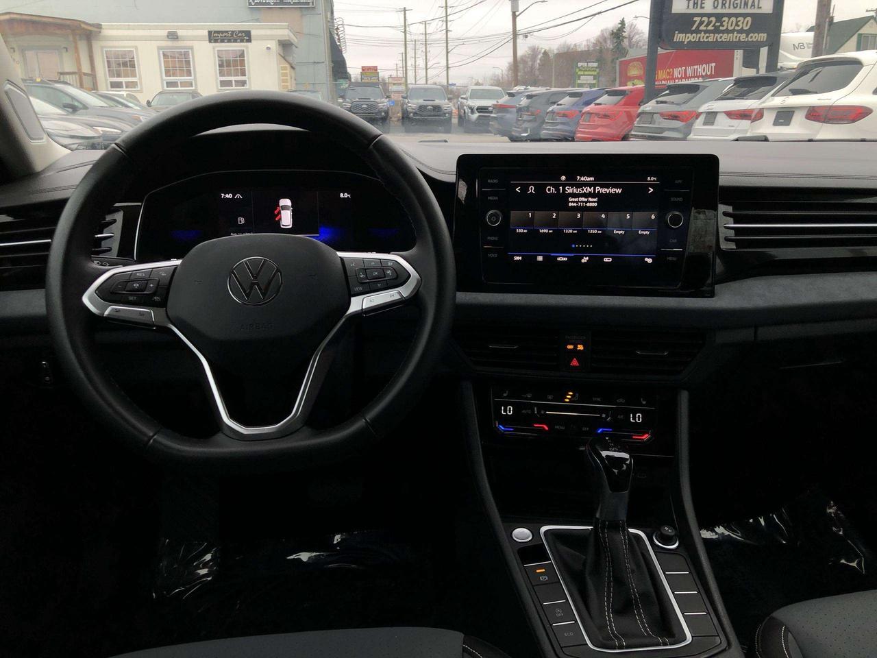 2025 Volkswagen Jetta Comfortline COMFORTLINE, LEATHERETTE, ROOF, HTD. SEATS, BLIS, BK. CAM, ALLOYS Photo