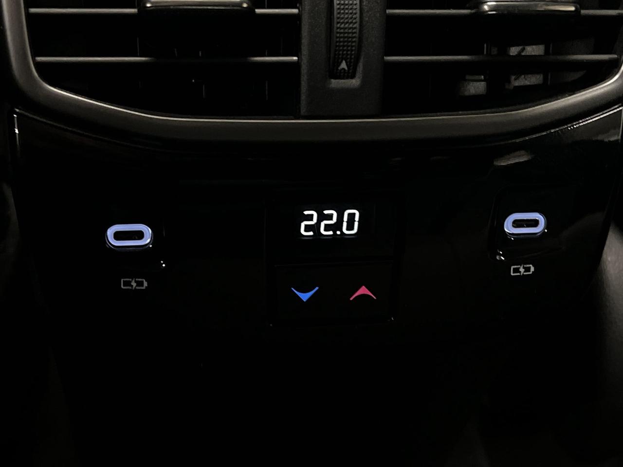 13922640
