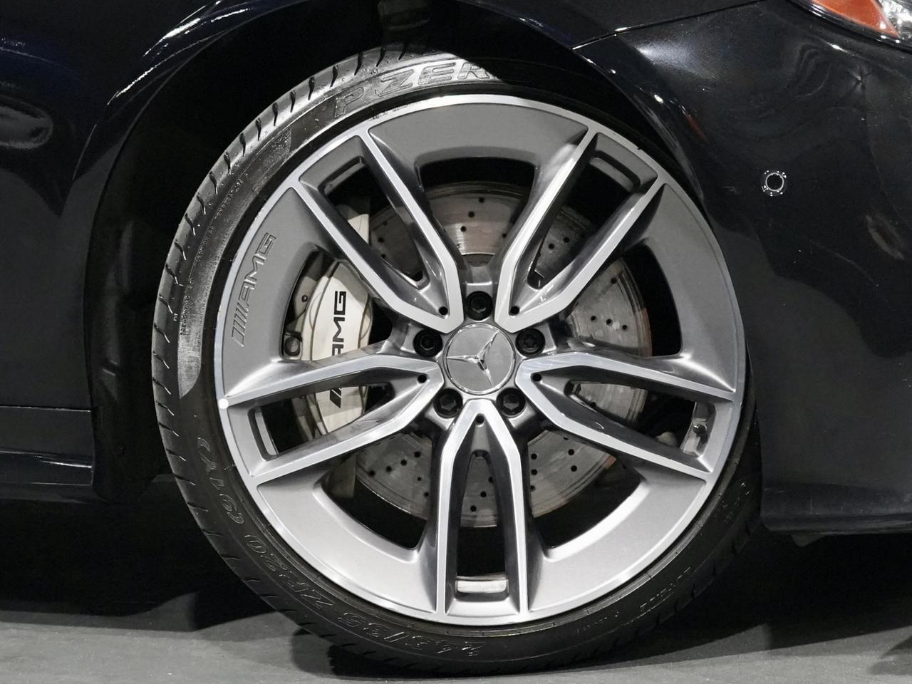 2019 Mercedes-Benz E-Class AMG E 53 Photo3