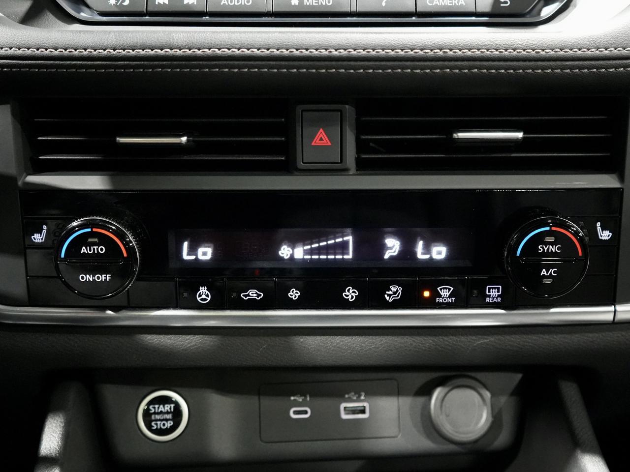 2023 Nissan NissanRogue SV Moonroof Photo