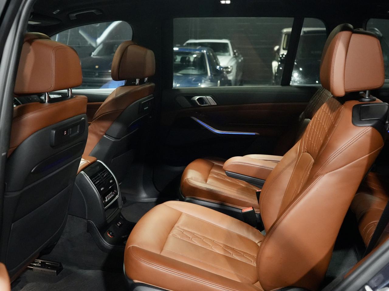 2021 BMW X7 BMW M50i Photo