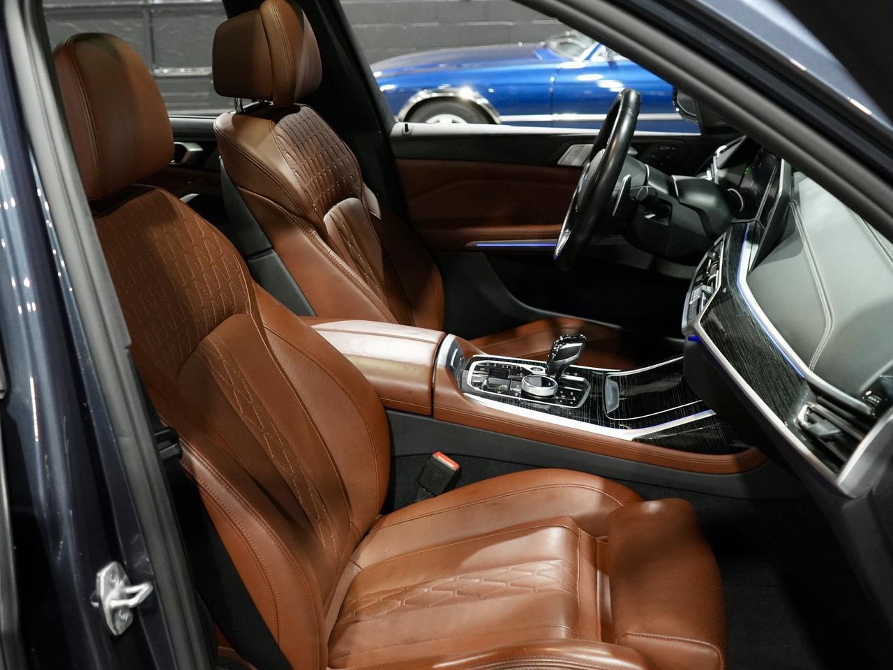 2021 BMW X7 BMW M50i Photo