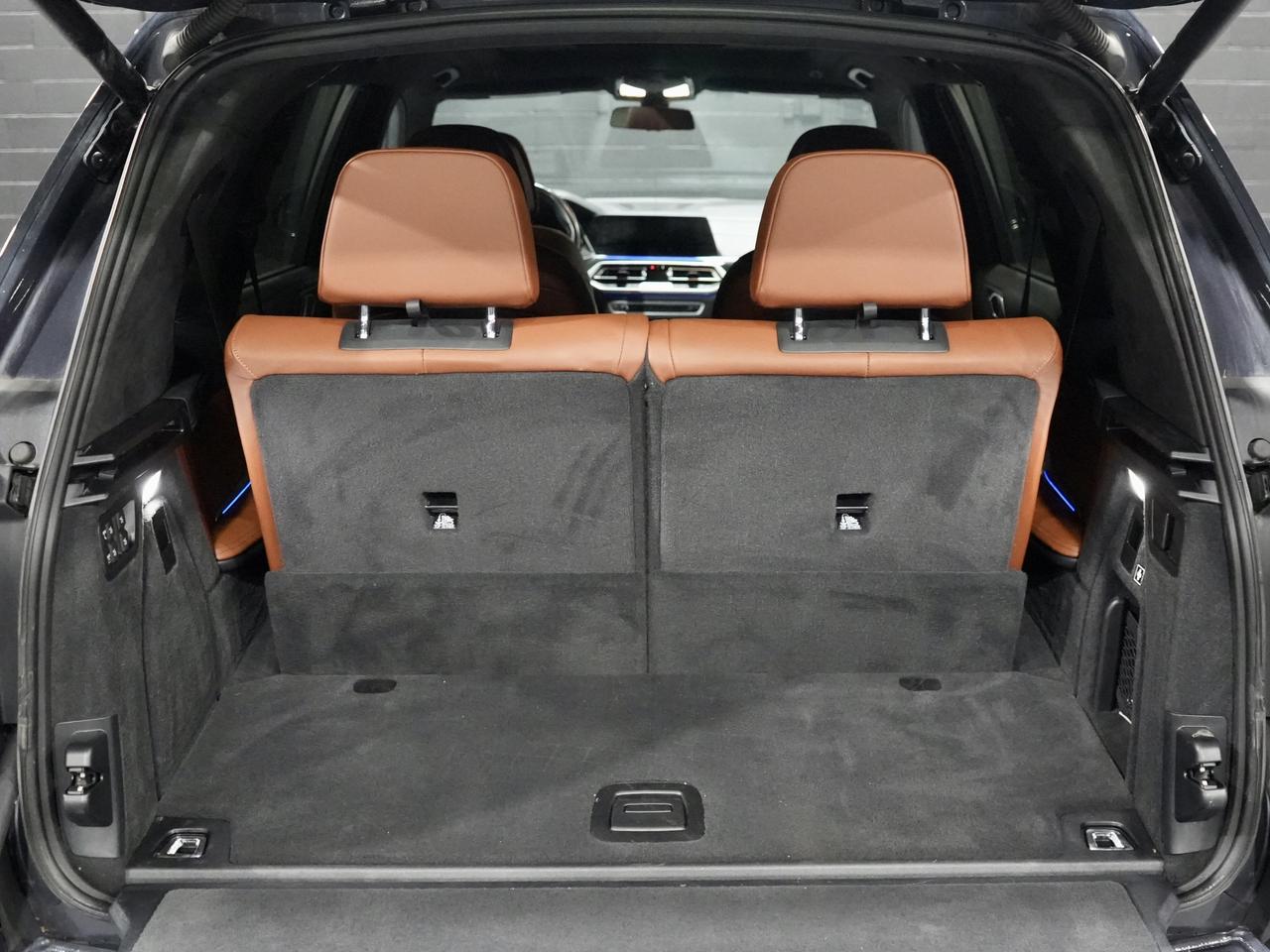 2021 BMW X7 BMW M50i Photo