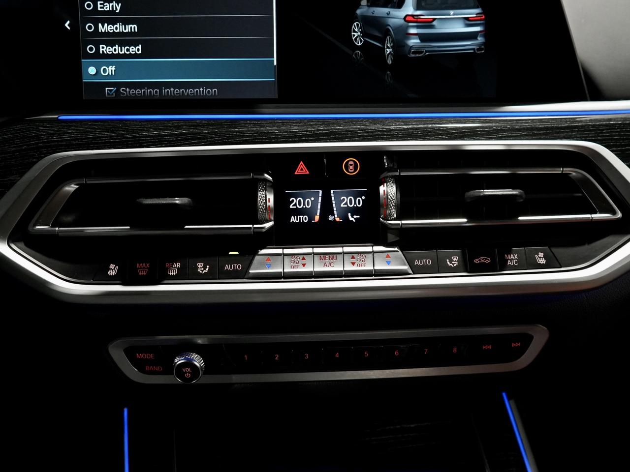 2021 BMW X7 BMW M50i Photo