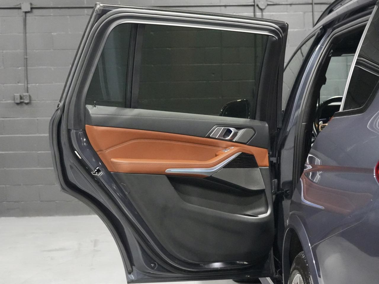 2021 BMW X7 BMW M50i Photo