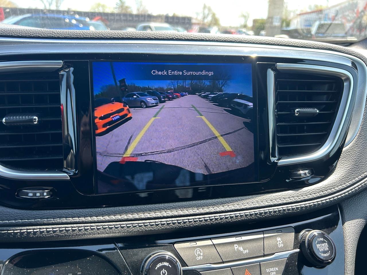 2020 Chrysler Pacifica LTD, 8 PASS, REMOTE START, HEATED/ COOLED LEATHER! - Photo #17