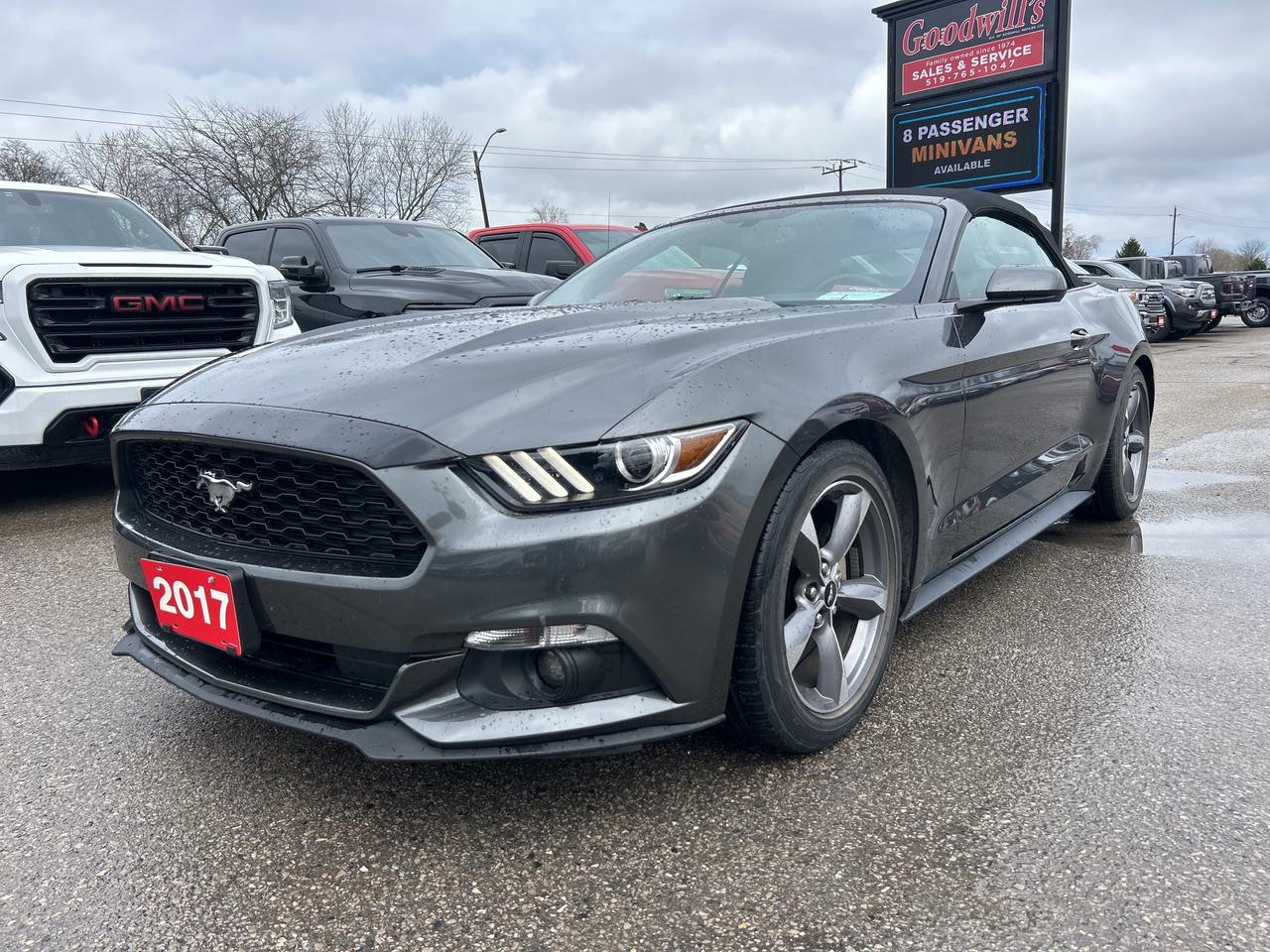 2017 Ford Mustang 3.7L, AUTO, REMOTE START, BACK UP CAMERA, CLOTH! Photo