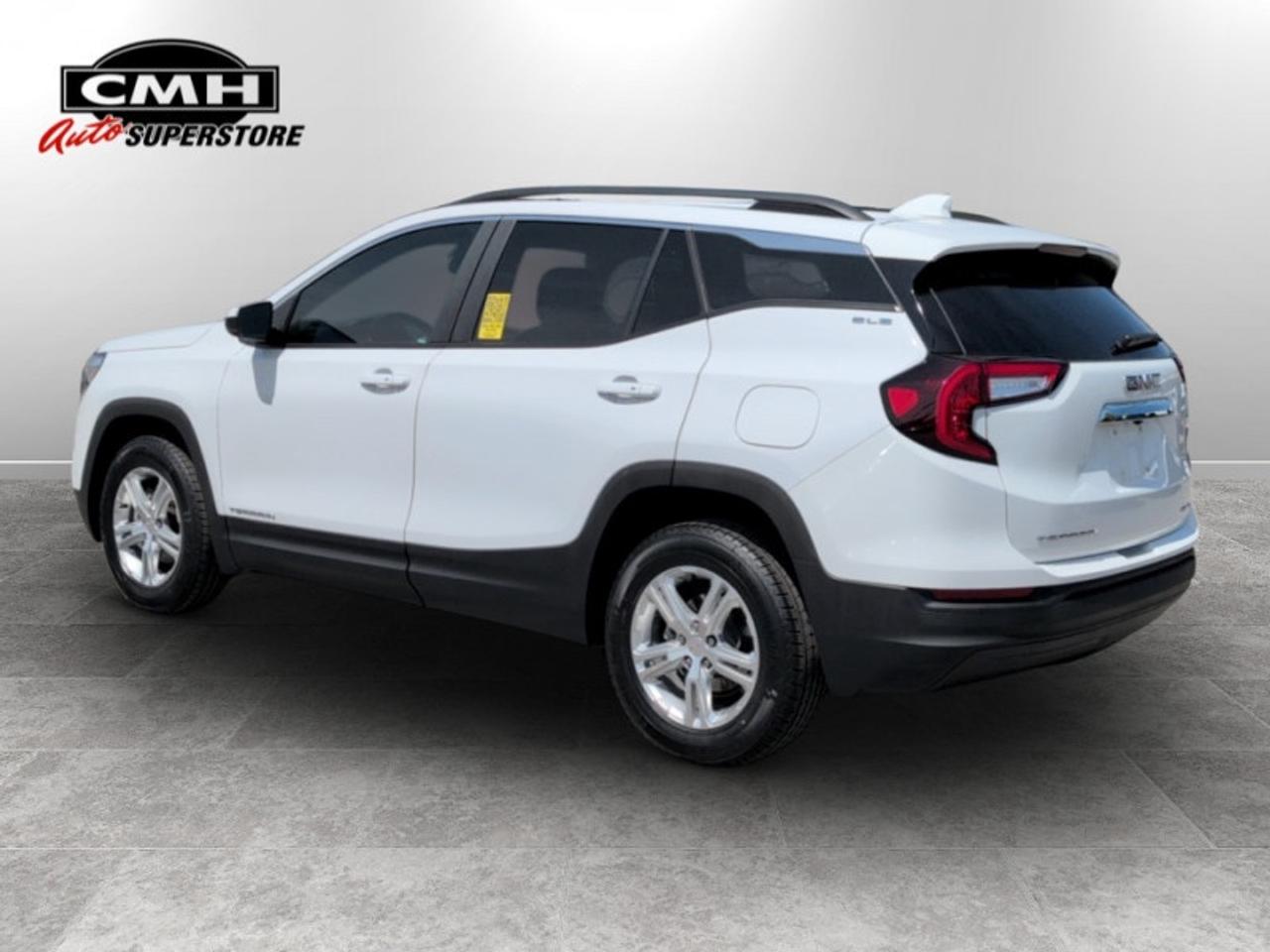 2022 GMC Terrain SLE  **CLEAN CARFAX** Photo