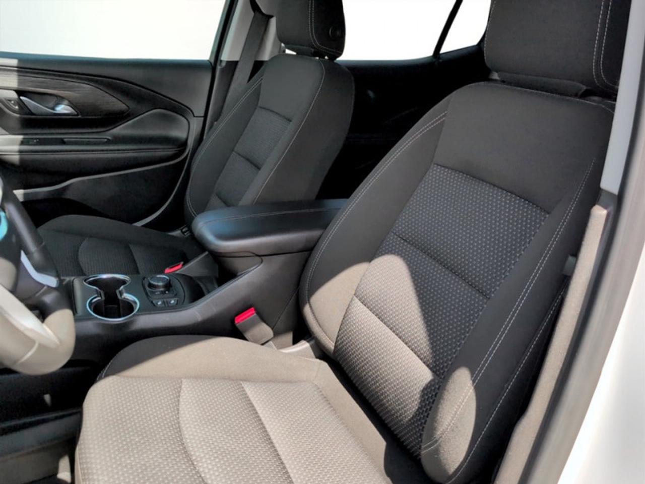 2022 GMC Terrain SLE  **CLEAN CARFAX** Photo