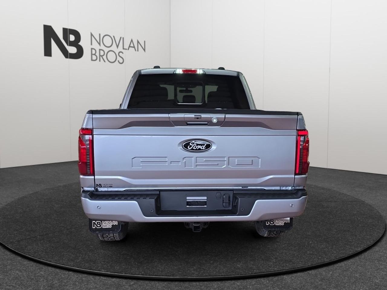 2026 Ford F-150 XLT  - Tailgate Step Photo4
