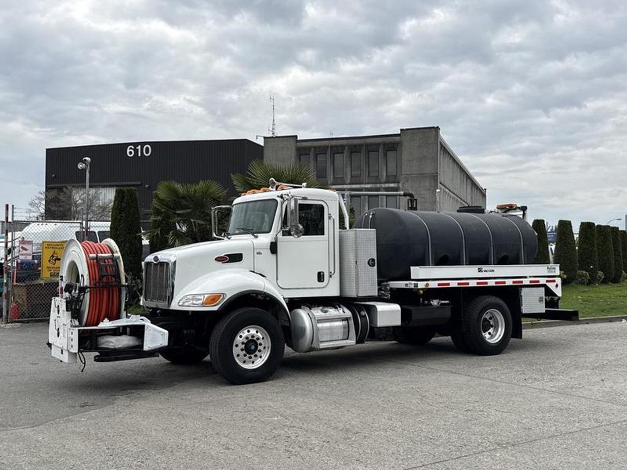 13923021