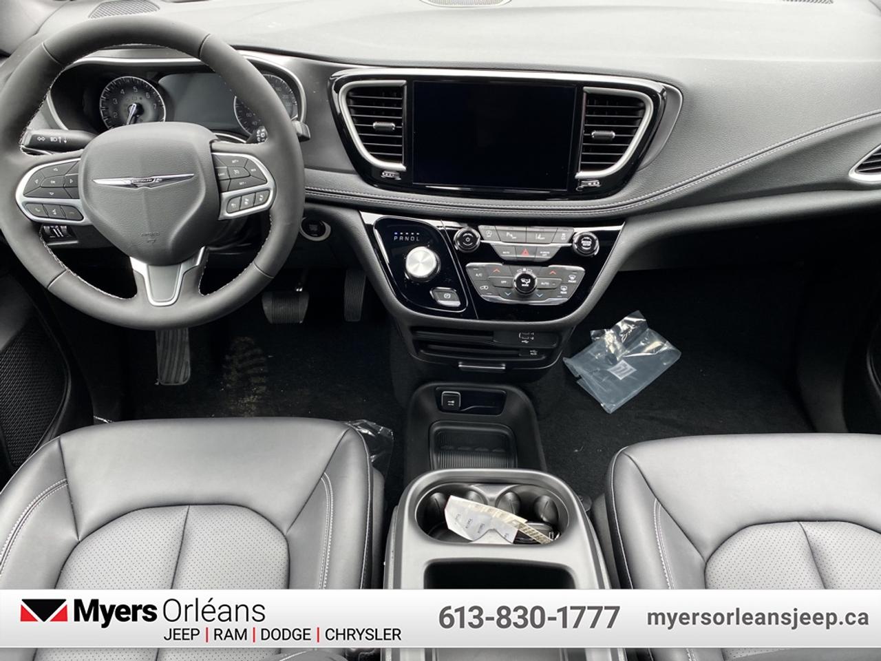 2026 Chrysler Pacifica Select AWD  - Sunroof - $180.63 /Wk Photo