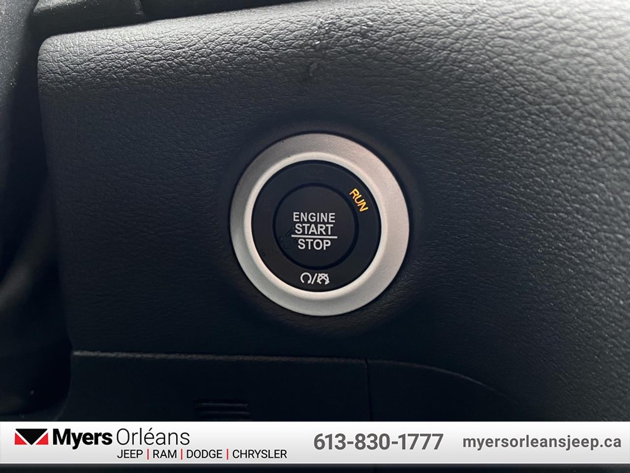 2026 Chrysler Pacifica Select AWD  - Sunroof - $180.63 /Wk Photo
