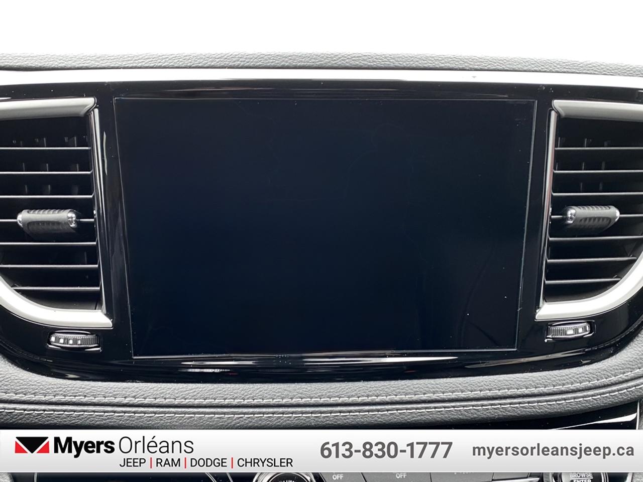 2026 Chrysler Pacifica Select AWD  - Sunroof - $180.63 /Wk Photo
