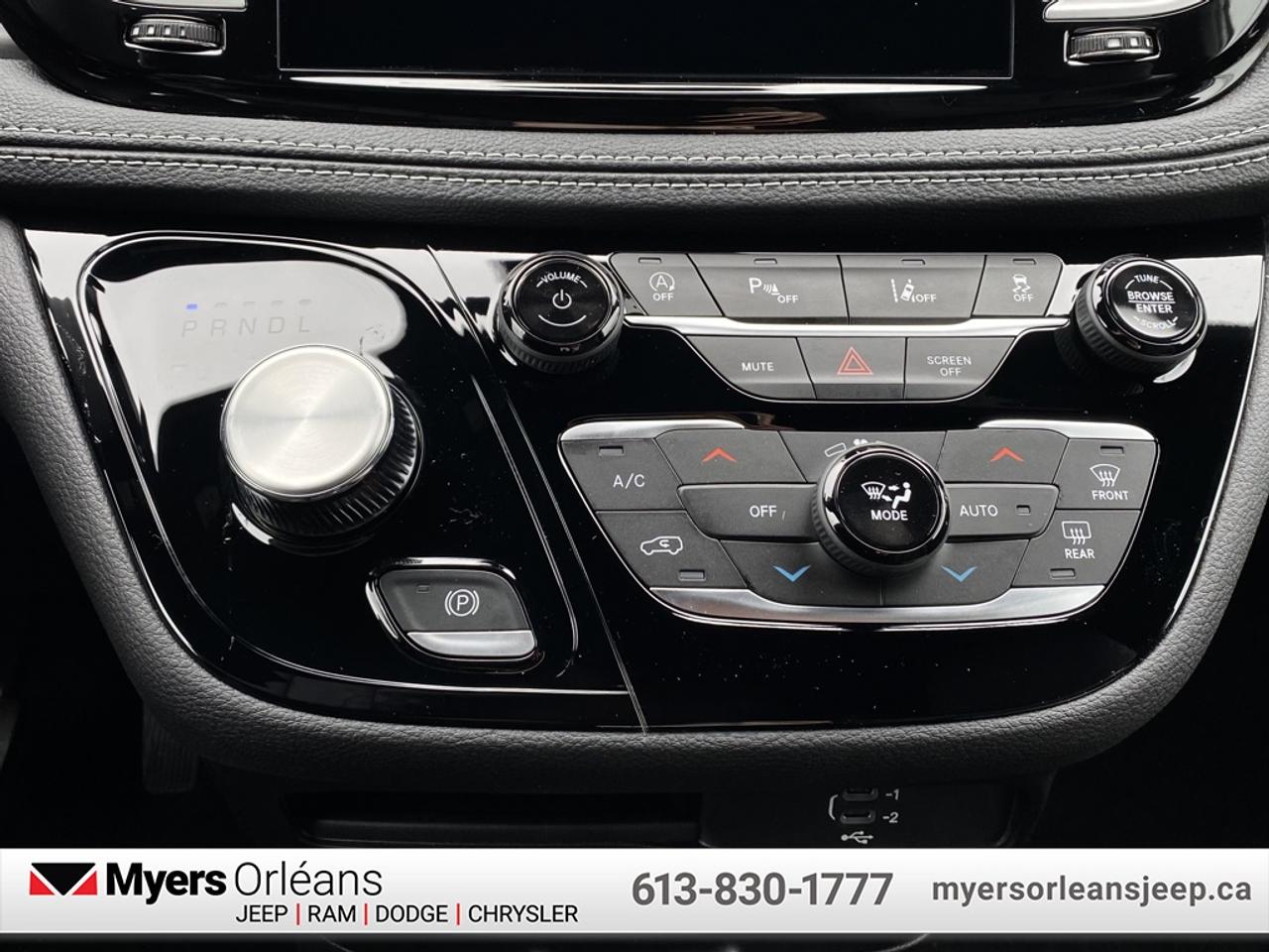 2026 Chrysler Pacifica Select AWD  - Sunroof - $180.63 /Wk Photo