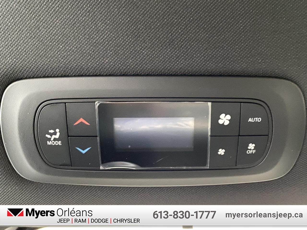 2026 Chrysler Pacifica Select AWD  - Sunroof - $180.63 /Wk Photo