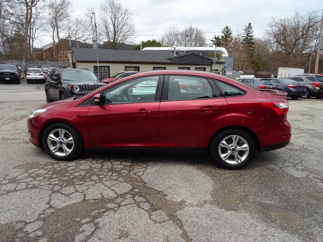 <p>ONLY 39,000 KMS. CLEAN CAR. SAFETY INCLUDED</p><p>Motor World is a proud member of U.C.D.A. and O.M.V.I.C. for over 30 years. In the same location for more than 30 years. ALL our inventory are trade ins at NEW CAR DEALERS \NO AUCTION PURCHASES\. PLEASE CALL FOR APPOINTMENT BEFORE COMING,AT THESE PRICES THEY DONT LAST LONG. Safety is Included. NO EXTRA FOR SAFETY.</p>