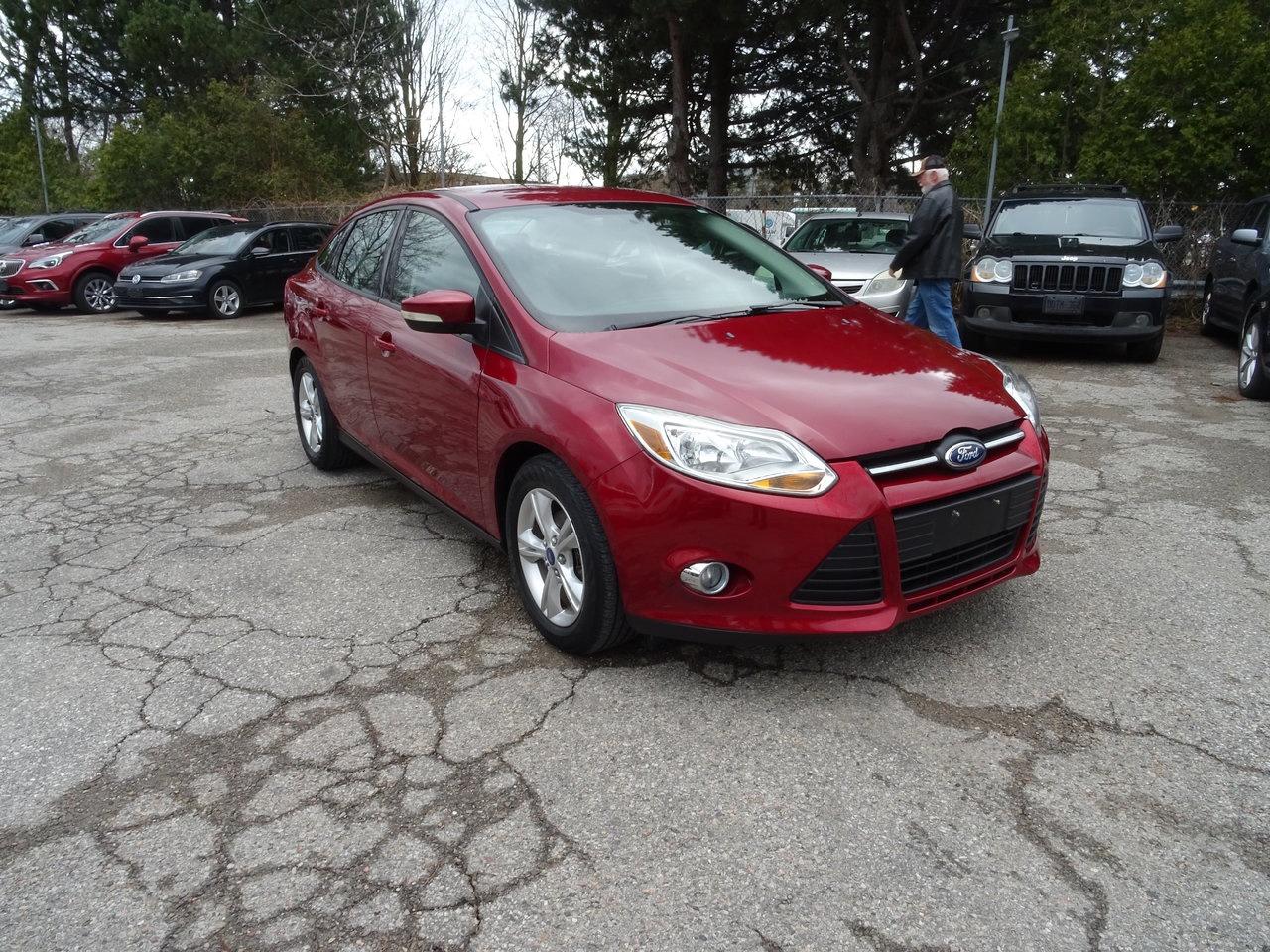 2013 Ford Focus SE Photo3