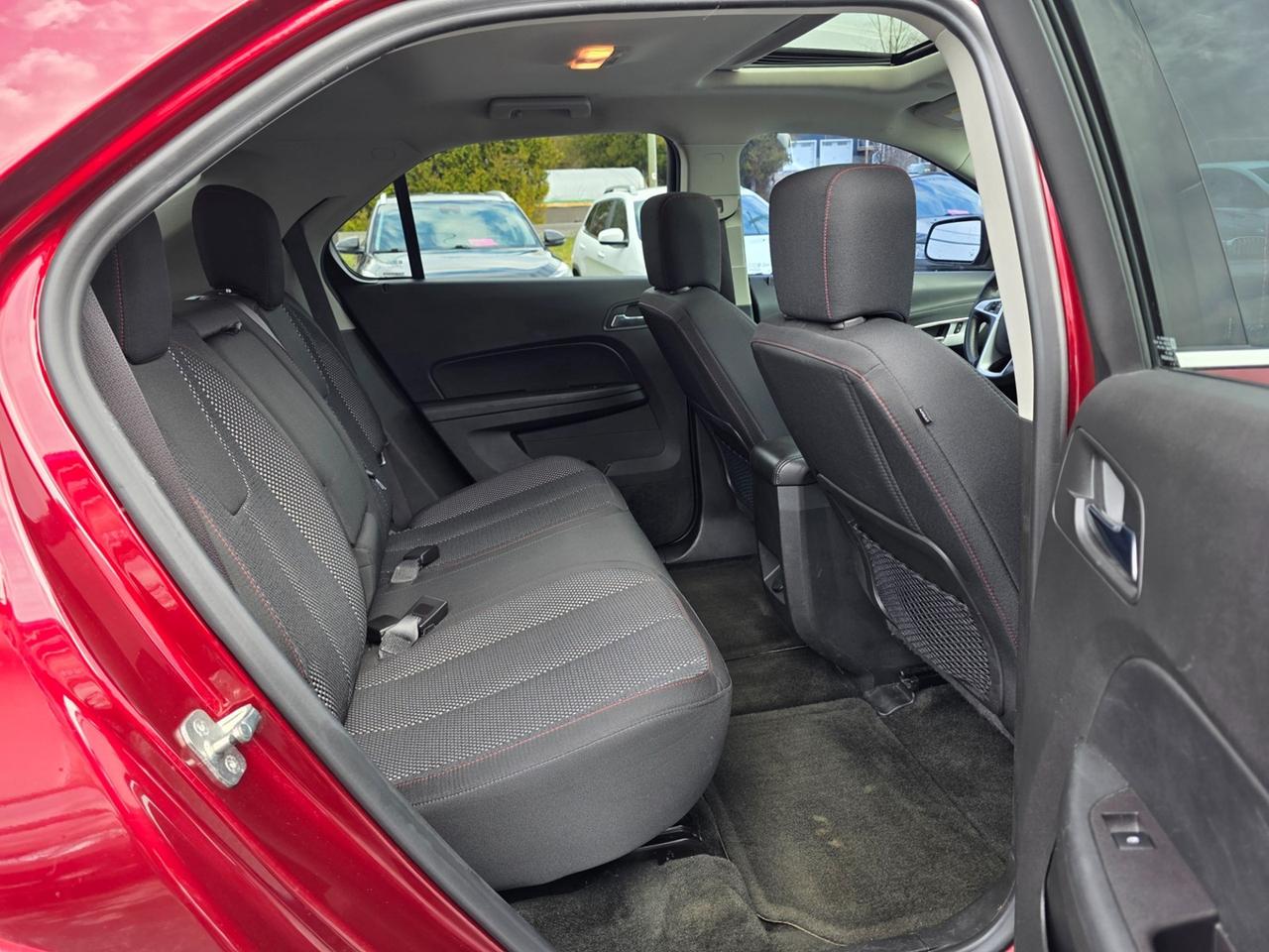 2017 Chevrolet Equinox LT Photo