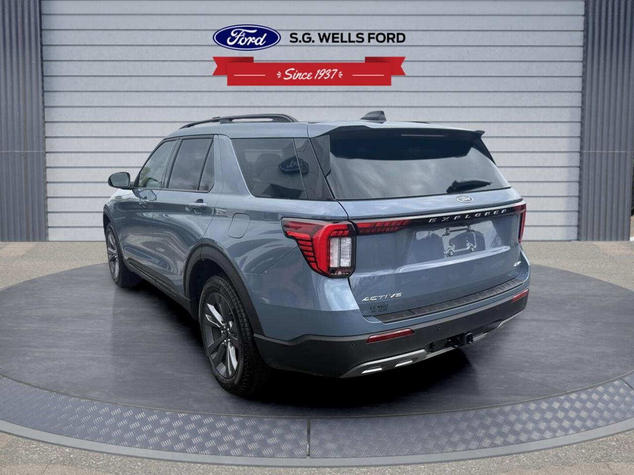 2026 Ford Explorer Active Photo
