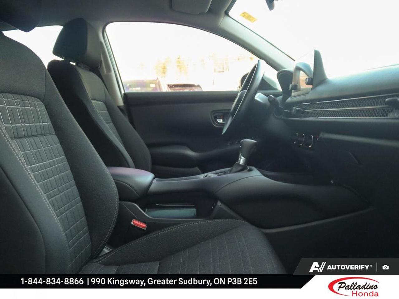2024 Honda HR-V LX-B Photo