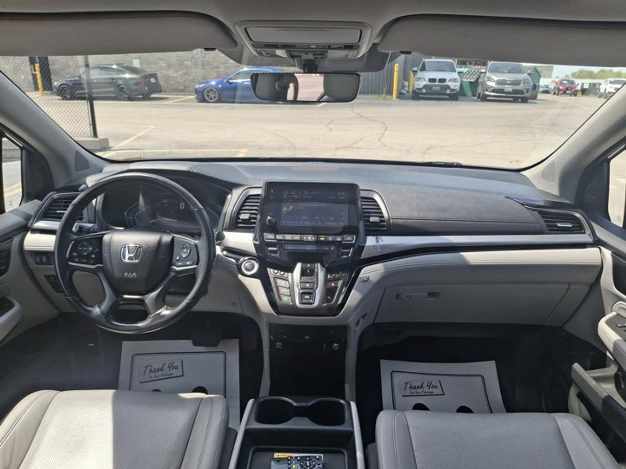 2020 Honda Odyssey Touring | DVD| Leather| Sunroof | Power Sliding Doors | Adaptive Cruise | Heated Seats | and More ! Photo