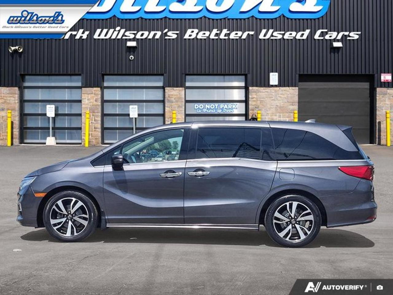 2020 Honda Odyssey Touring | DVD| Leather| Sunroof | Power Sliding Doors | Adaptive Cruise | Heated Seats | and More ! Photo