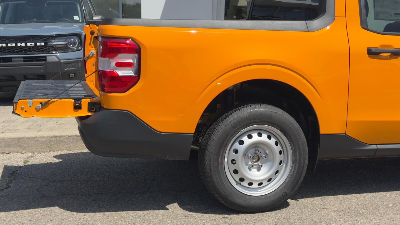 2026 Ford Maverick XL Photo
