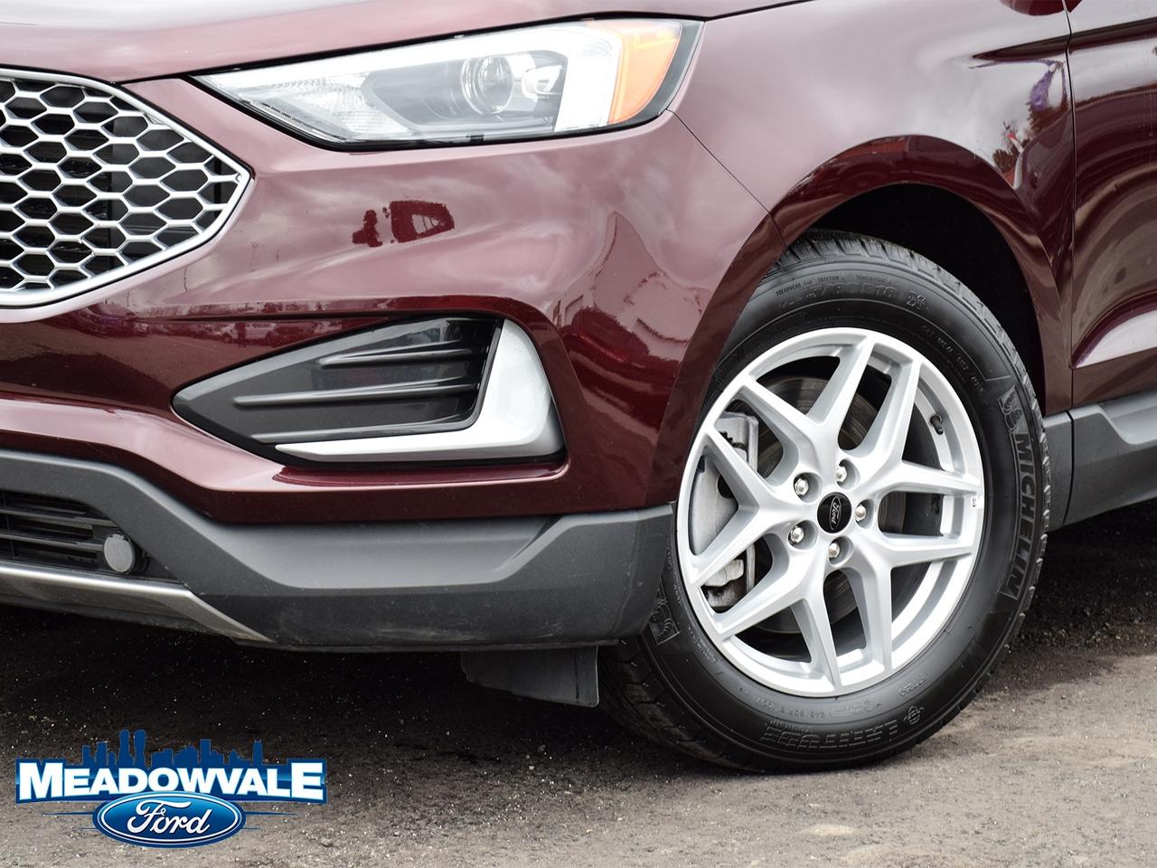 2023 Ford Edge SEL Photo