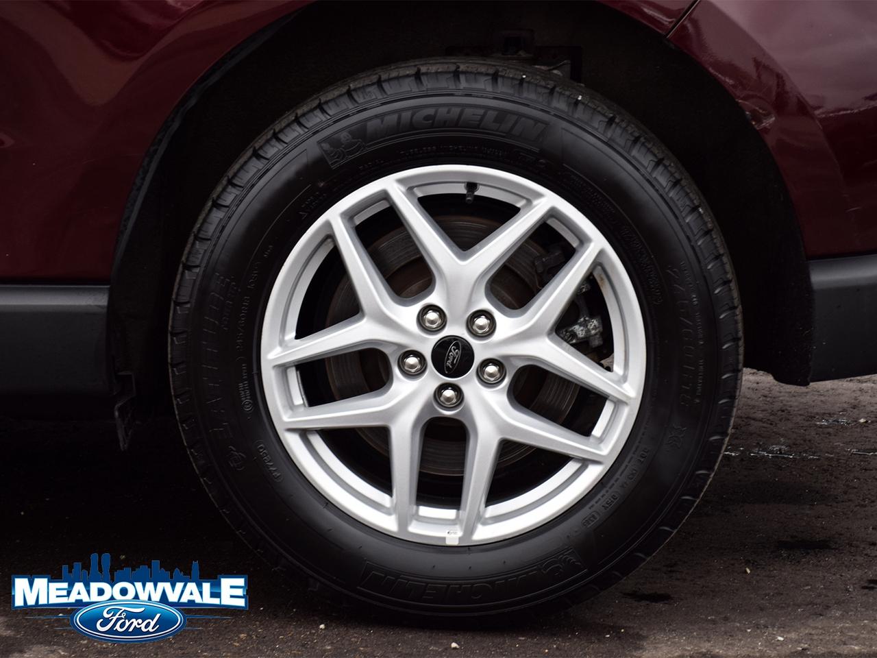 2023 Ford Edge SEL Photo
