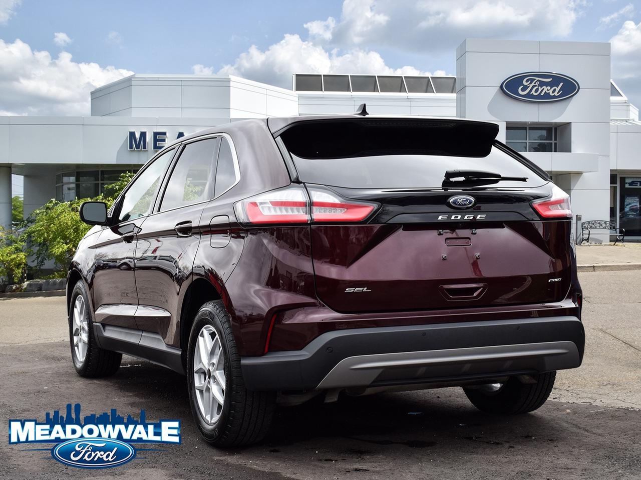 2023 Ford Edge SEL Photo