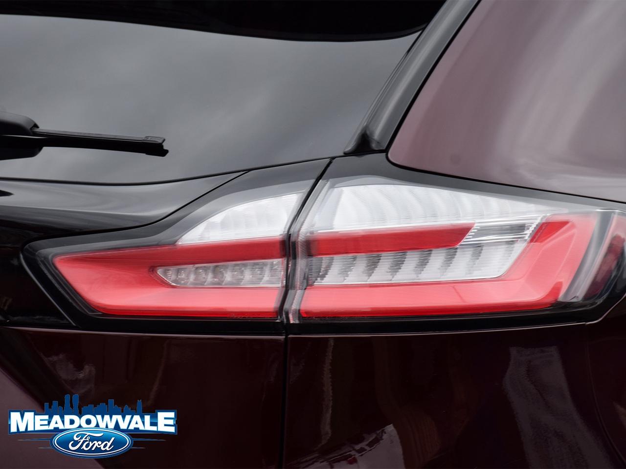 2023 Ford Edge SEL Photo