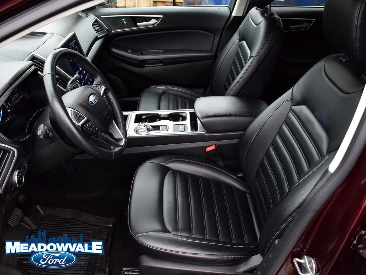 2023 Ford Edge SEL Photo