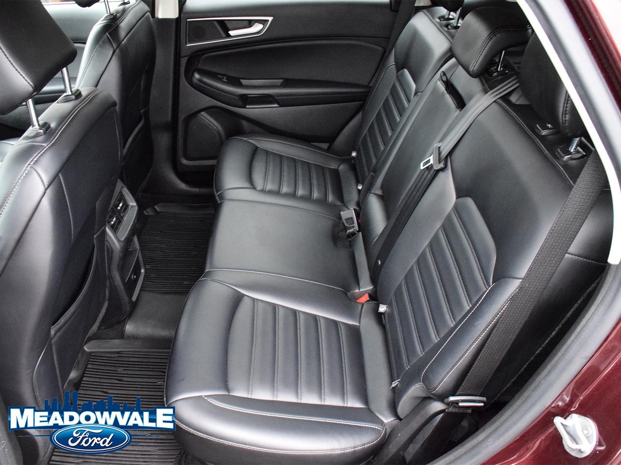 2023 Ford Edge SEL Photo